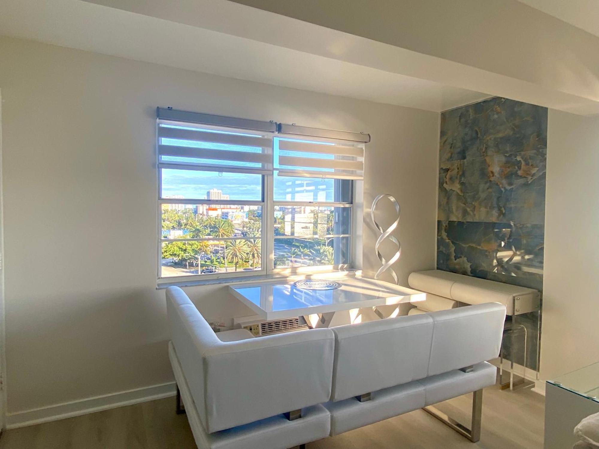 Panoramic Luxurious Waterfront One Bedroom Apartment With Miami Skyline View Free Parking 5Min Drive To Miami Beach Extérieur photo