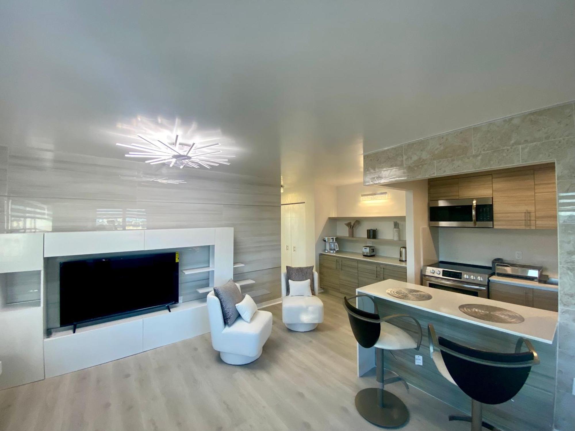 Panoramic Luxurious Waterfront One Bedroom Apartment With Miami Skyline View Free Parking 5Min Drive To Miami Beach Extérieur photo